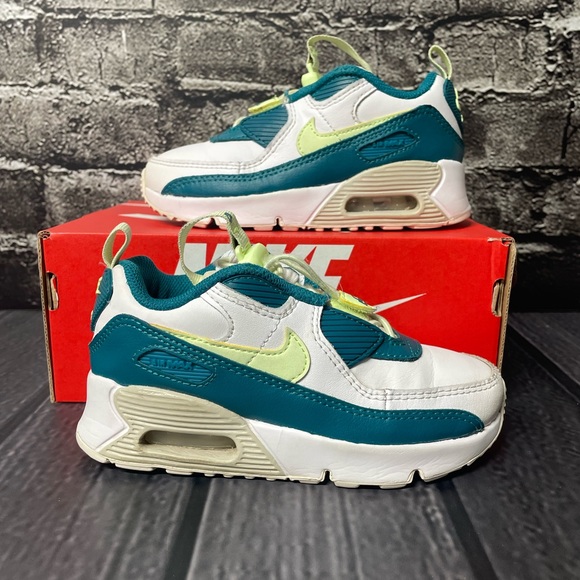 Nike Air Max 90 Toggle SE CV0064-124 Size 11.5C Phantom Barely Volt - Picture 3 of 12